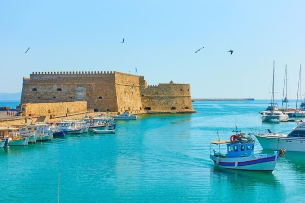 Elegant Fully Equipped Apartment Near City Centre Heraklion  Ngoại thất bức ảnh